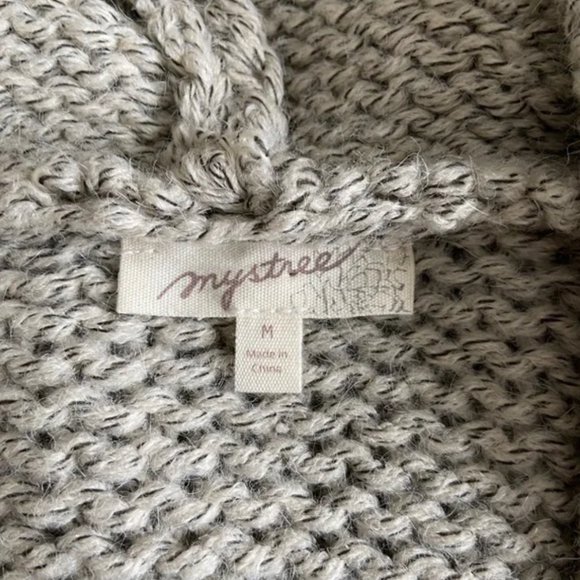 LIKE NEW Mystree Fringe Cozy Cardigan Hooded - Picture 7 of 8